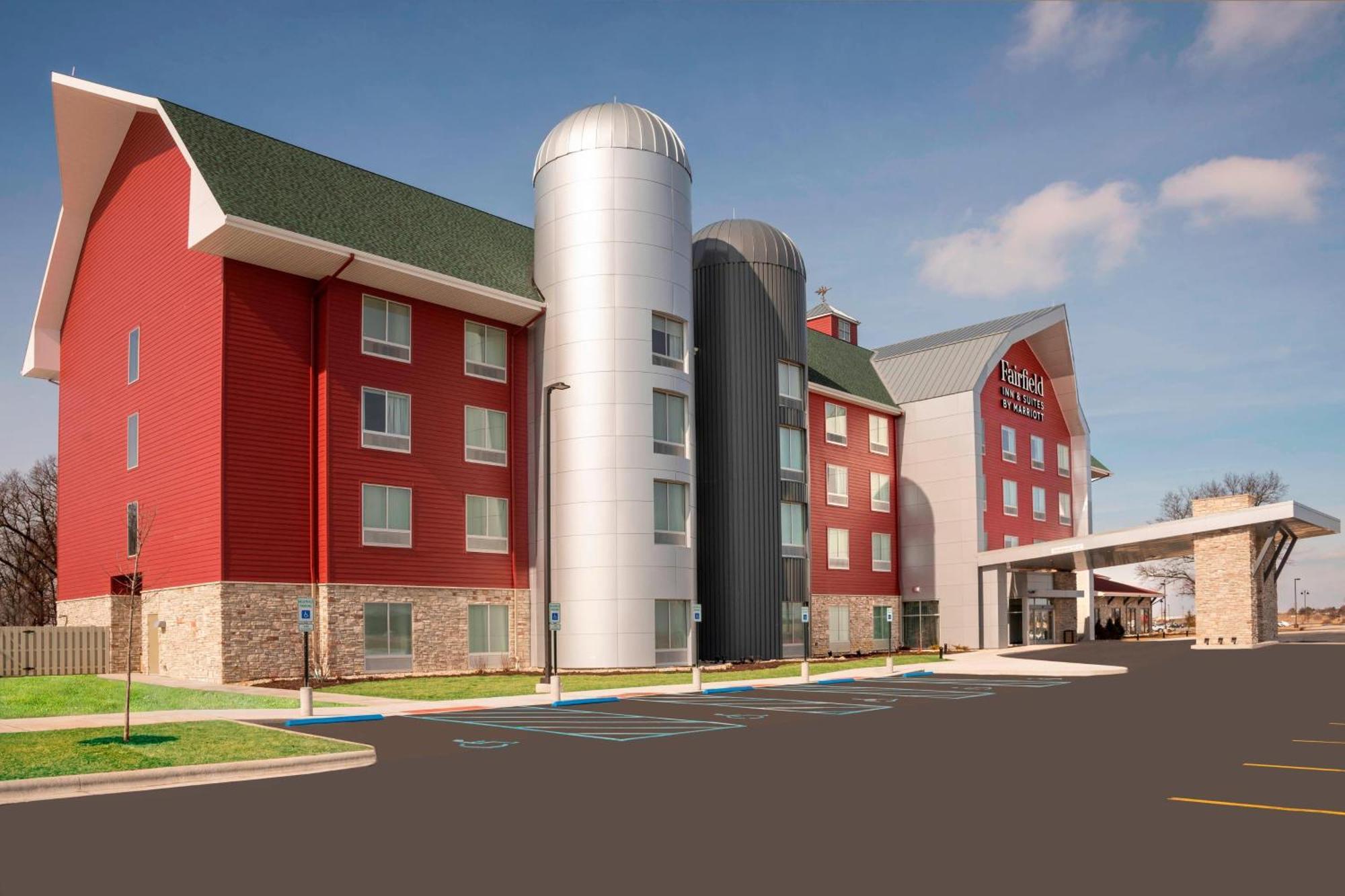 Fairfield Inn & Suites By Marriott Fair Oaks Farms Екстериор снимка